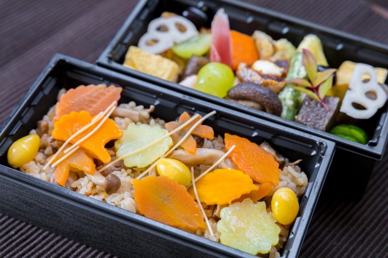 福袋 Delica 鐵扇の隔月替わり二段和弁当│はいしゃの食べ歩き 調理器具