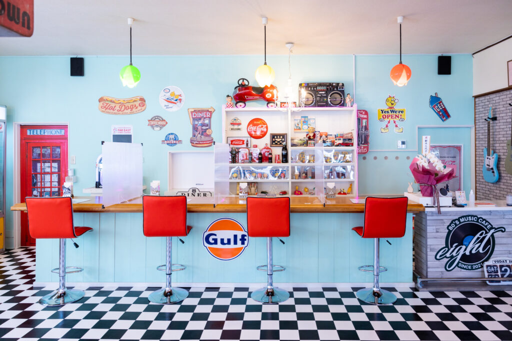 80 S Music Cafe Eightでランチにハンバーグとプリンとクリームソーダを食べてみた はいしゃの食べ歩き