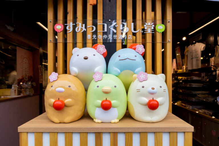 すみっコぐらし堂 善光寺仲見世通り店ですみっコぐらし焼きを