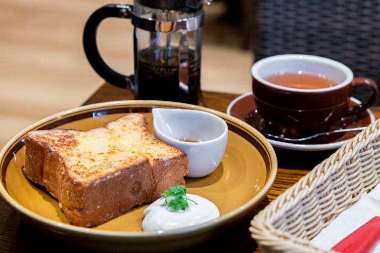 CAFE SWEET 縄手本店でフレンチトーストを食べてみた