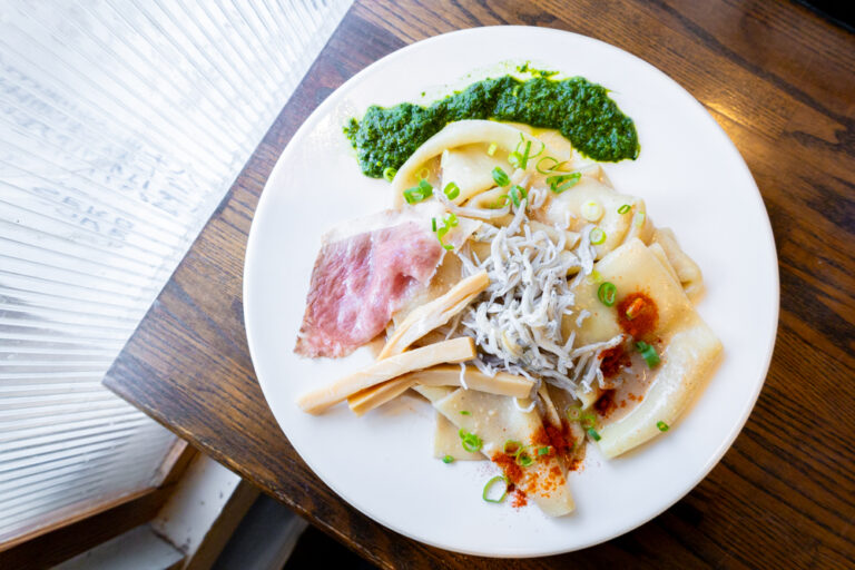 長野市「拉麺 阿吽」で衝撃の出会い！幅広すぎると話題のビャンビャン