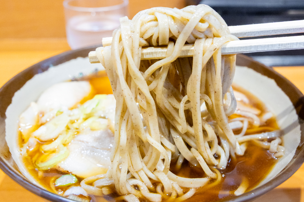長野駅そば】肉そばと追い鰹の衝撃！榑木川の自家製チャーシューそばが