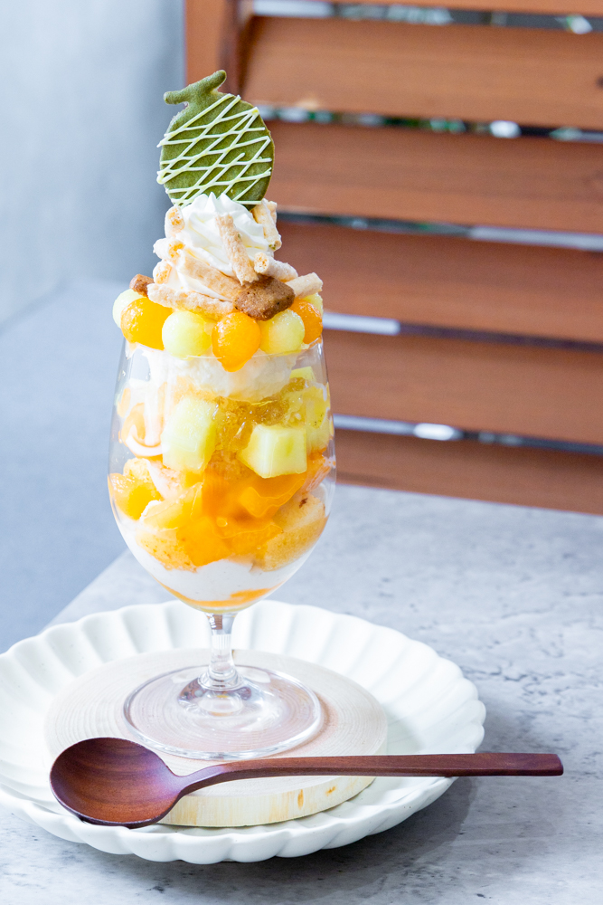 長野市で発見！】月替わり限定！「Glacerie BAUCK」の芸術的メロン