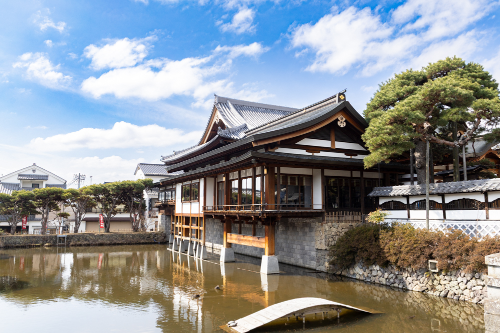 長野市】善光寺大勧進「お寺カフェ」で春を先取り！絶景と味わう限定