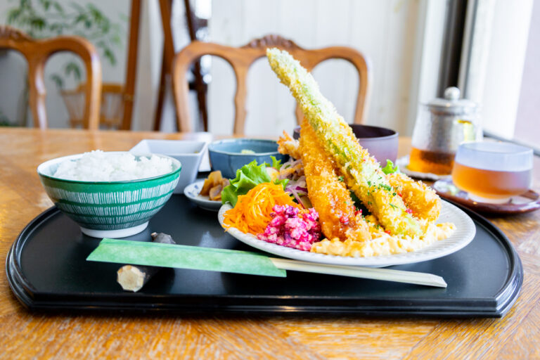 長野市ランチ】そびえ立つ大迫力！「Veil」の限定メニュー、極太