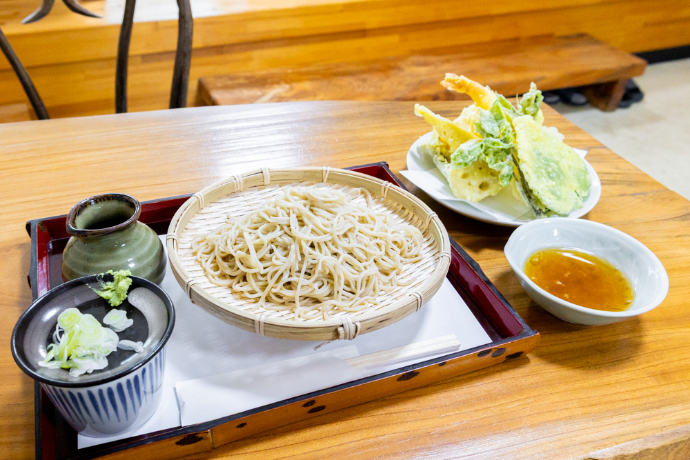 長野市大豆島】知る人ぞ知る隠れ家蕎麦屋「そば吉」でボリューム満点の